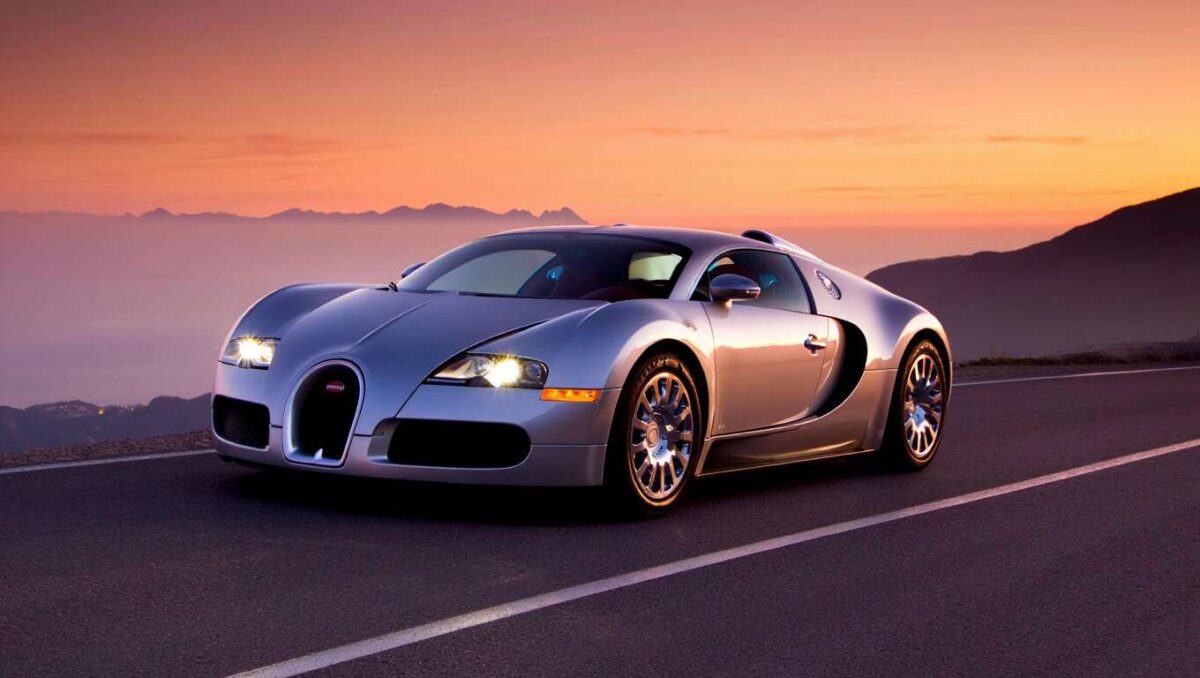 Bugatti Veyron 2005 : fiche technique et performances du W16