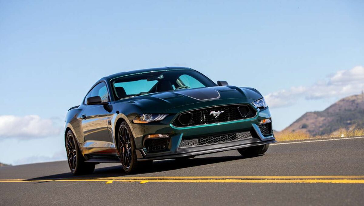Ford Mustang Mach 1 : caractéristiques techniques et positionnement sportif