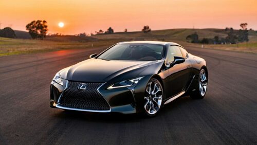 Lexus LC 500 : moteur V8 atmosphérique, positionnement GT et fiche technique